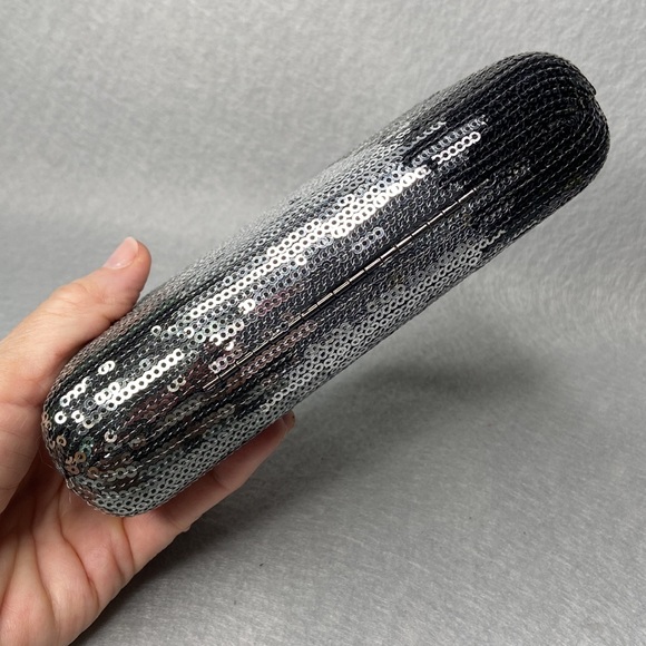 Kotur sequin embellished ombré gray silver black box clutch, black chain NWOT - Picture 12 of 12